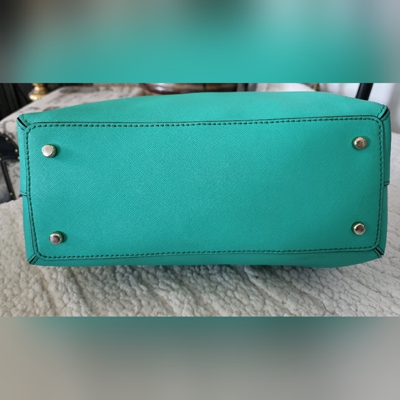 Kate Spade Cedar Street Maise Leather Crossbody Bag - Picture 2 of 11